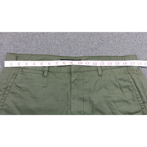 Marc by Marc Jacobs Men's Shorts Fatigue Green Size 34 Pockets NWT MSRP $148 - Picture 9 of 11